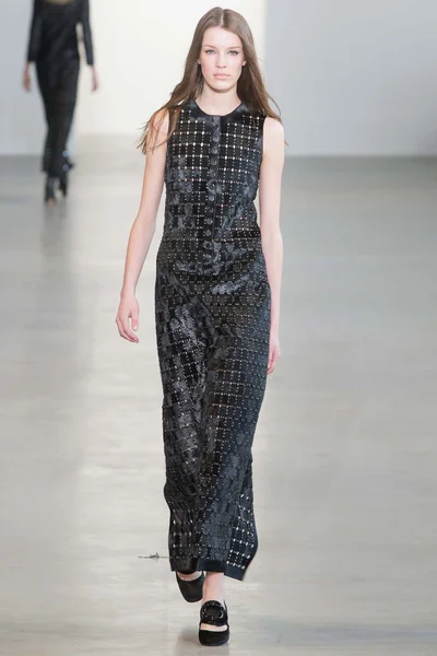 Look 38